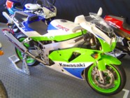 Rob E's Kawasaki ZXR750R-K1